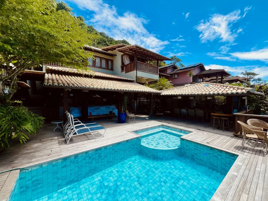 Casa Mucugê | Os Melhores Dias do Ano Começam Aqui